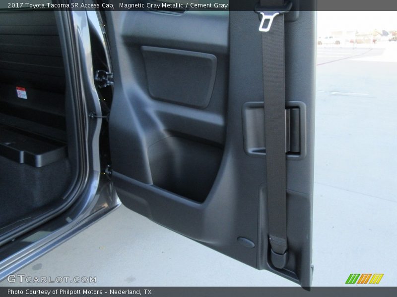 Magnetic Gray Metallic / Cement Gray 2017 Toyota Tacoma SR Access Cab