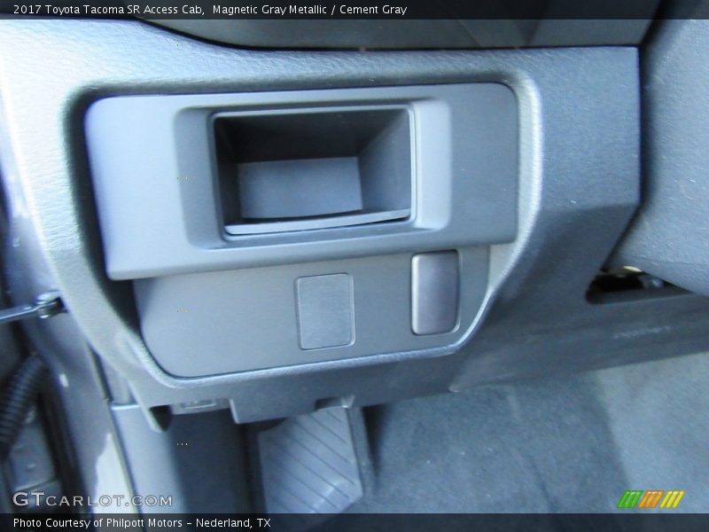 Magnetic Gray Metallic / Cement Gray 2017 Toyota Tacoma SR Access Cab