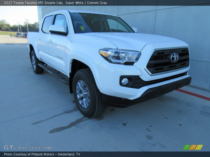Super White / Cement Gray 2017 Toyota Tacoma SR5 Double Cab
