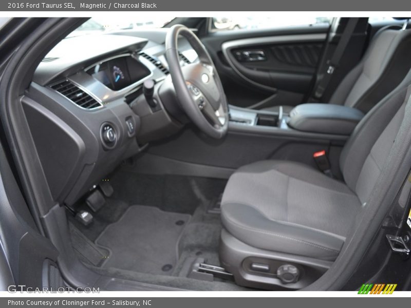 Magnetic / Charcoal Black 2016 Ford Taurus SEL