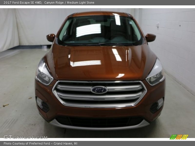 Canyon Ridge / Medium Light Stone 2017 Ford Escape SE 4WD