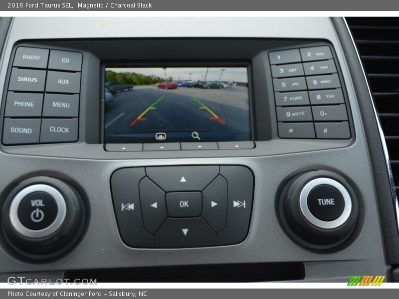 Magnetic / Charcoal Black 2016 Ford Taurus SEL