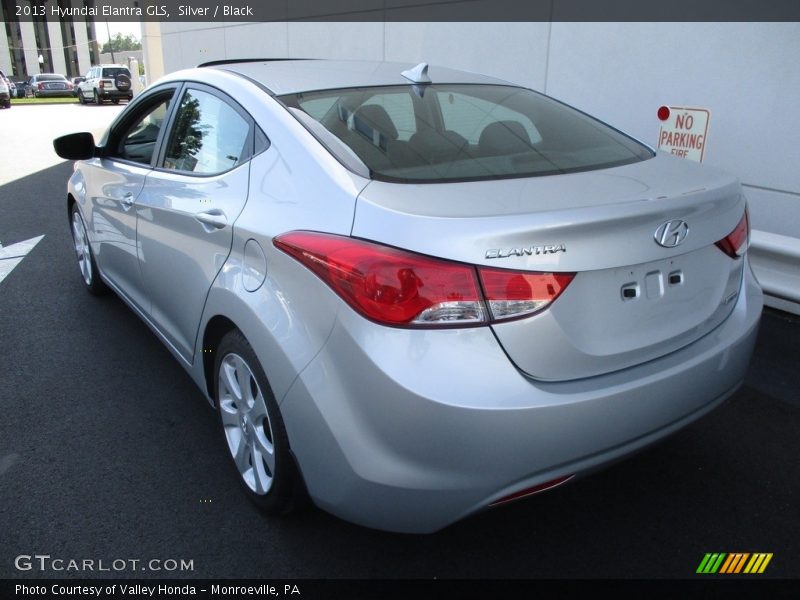 Silver / Black 2013 Hyundai Elantra GLS