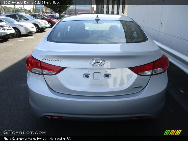 Silver / Black 2013 Hyundai Elantra GLS