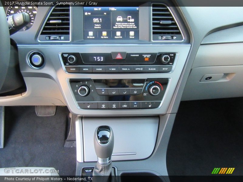 Controls of 2017 Sonata Sport