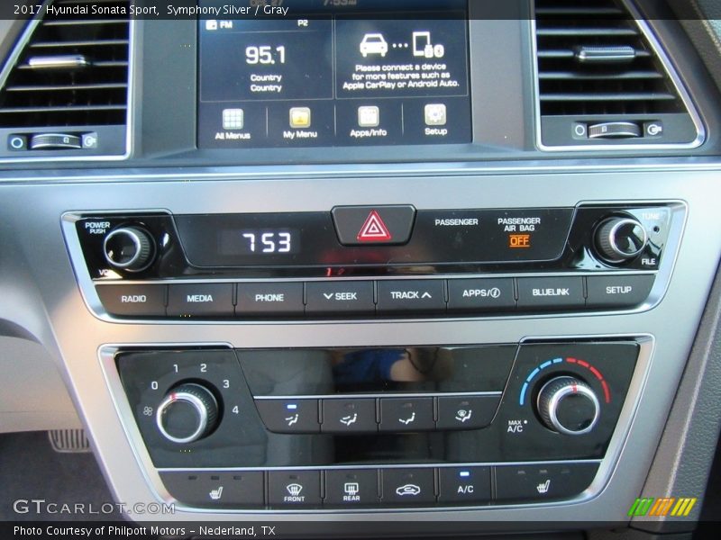 Controls of 2017 Sonata Sport