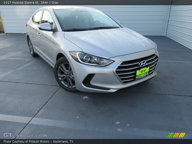 Silver / Gray 2017 Hyundai Elantra SE
