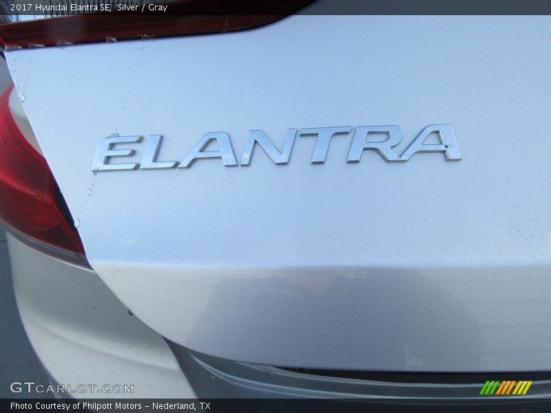 Silver / Gray 2017 Hyundai Elantra SE