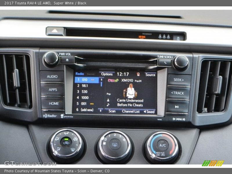Super White / Black 2017 Toyota RAV4 LE AWD