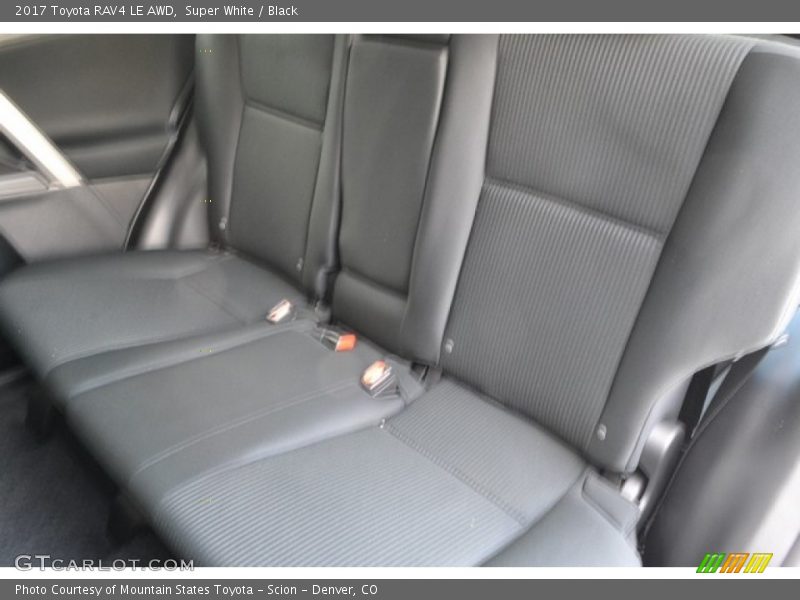 Super White / Black 2017 Toyota RAV4 LE AWD