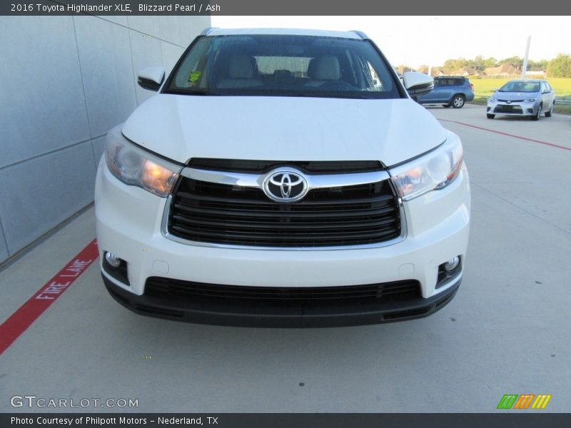 Blizzard Pearl / Ash 2016 Toyota Highlander XLE
