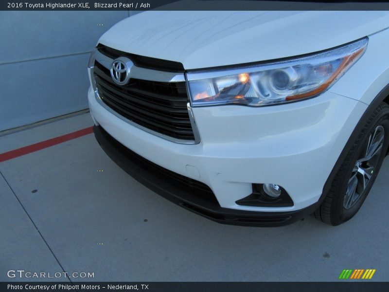 Blizzard Pearl / Ash 2016 Toyota Highlander XLE