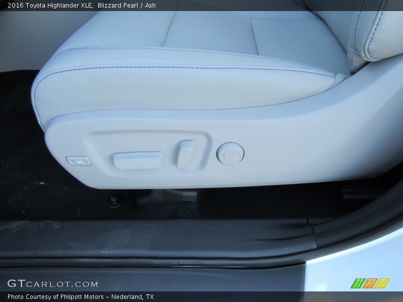 Blizzard Pearl / Ash 2016 Toyota Highlander XLE