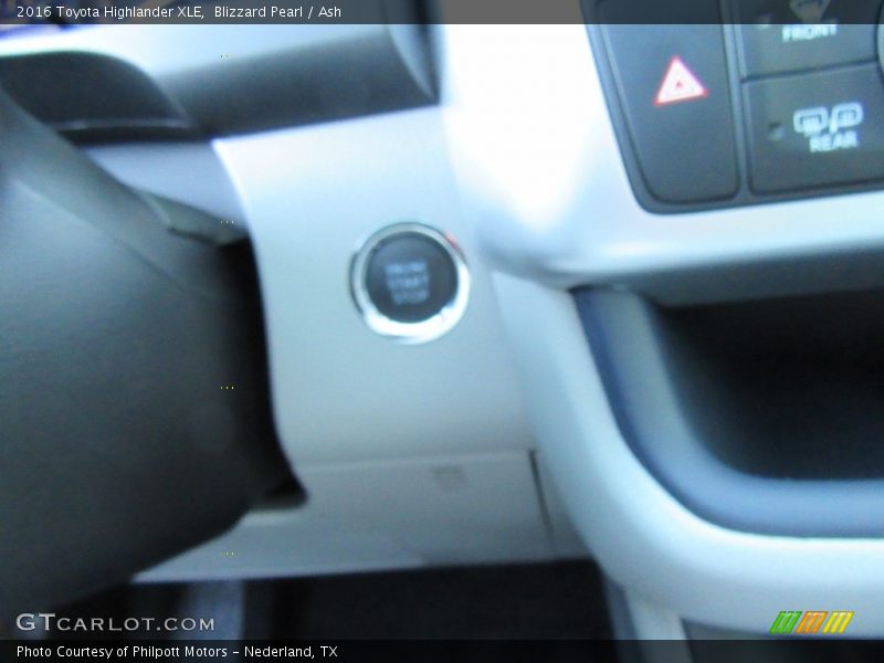 Blizzard Pearl / Ash 2016 Toyota Highlander XLE