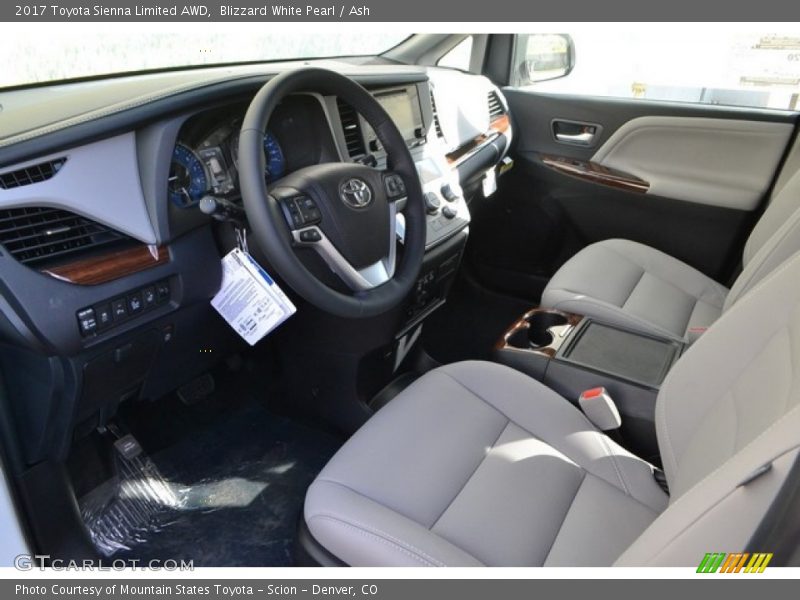 Blizzard White Pearl / Ash 2017 Toyota Sienna Limited AWD