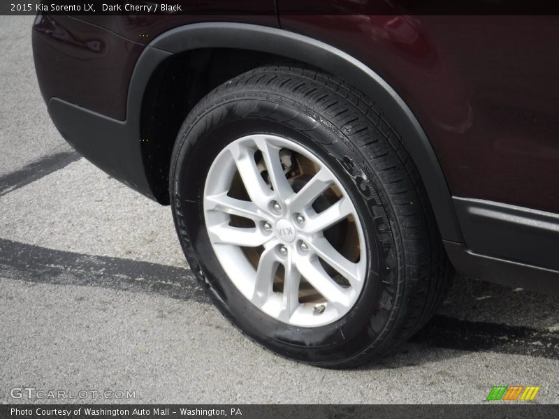 Dark Cherry / Black 2015 Kia Sorento LX