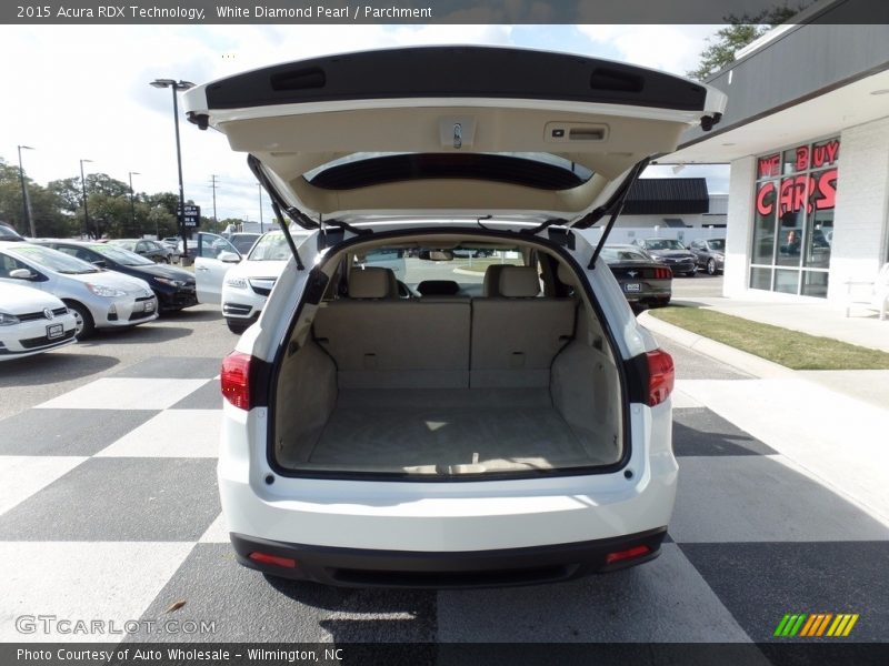White Diamond Pearl / Parchment 2015 Acura RDX Technology