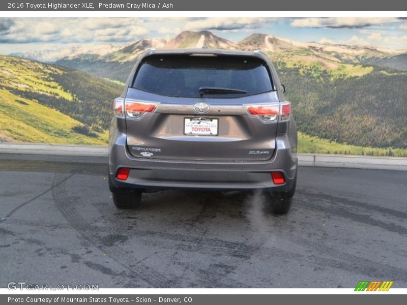 Predawn Gray Mica / Ash 2016 Toyota Highlander XLE