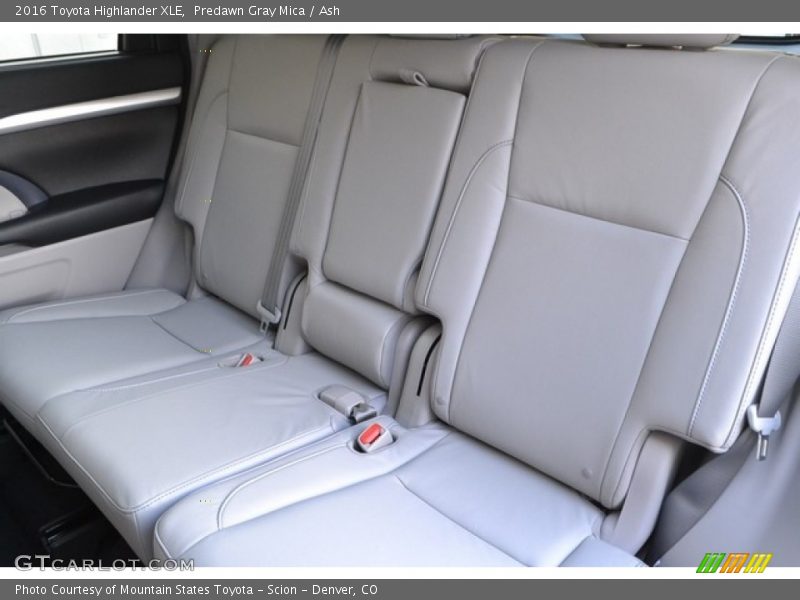 Predawn Gray Mica / Ash 2016 Toyota Highlander XLE