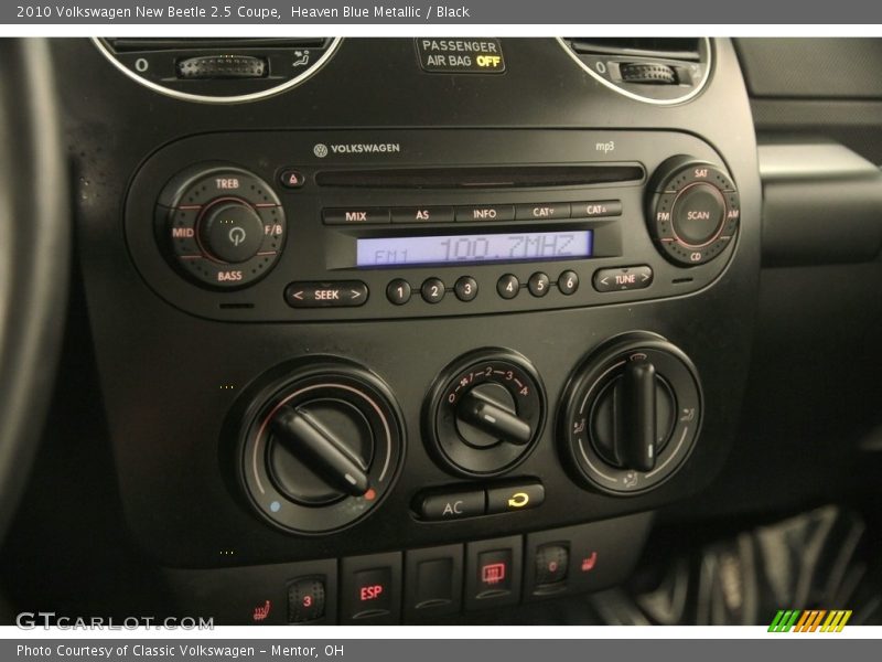 Heaven Blue Metallic / Black 2010 Volkswagen New Beetle 2.5 Coupe