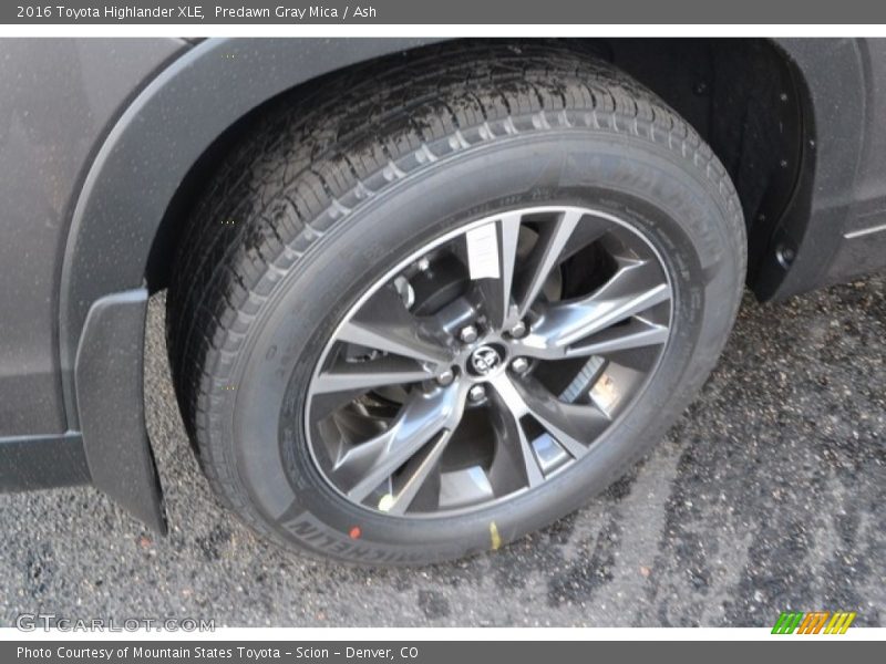 Predawn Gray Mica / Ash 2016 Toyota Highlander XLE