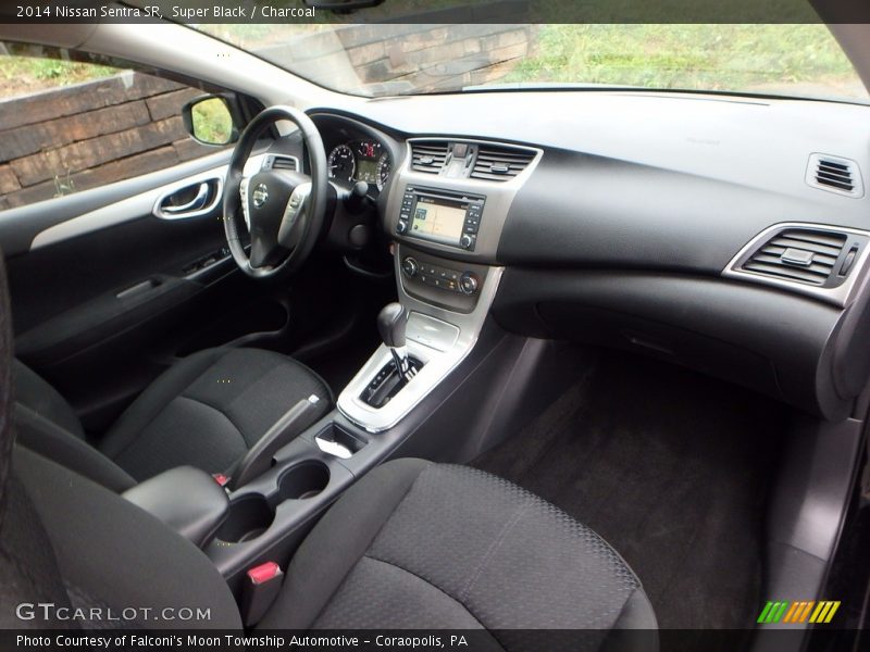 Super Black / Charcoal 2014 Nissan Sentra SR