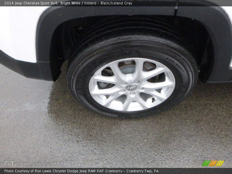 Bright White / Iceland - Black/Iceland Gray 2014 Jeep Cherokee Sport 4x4