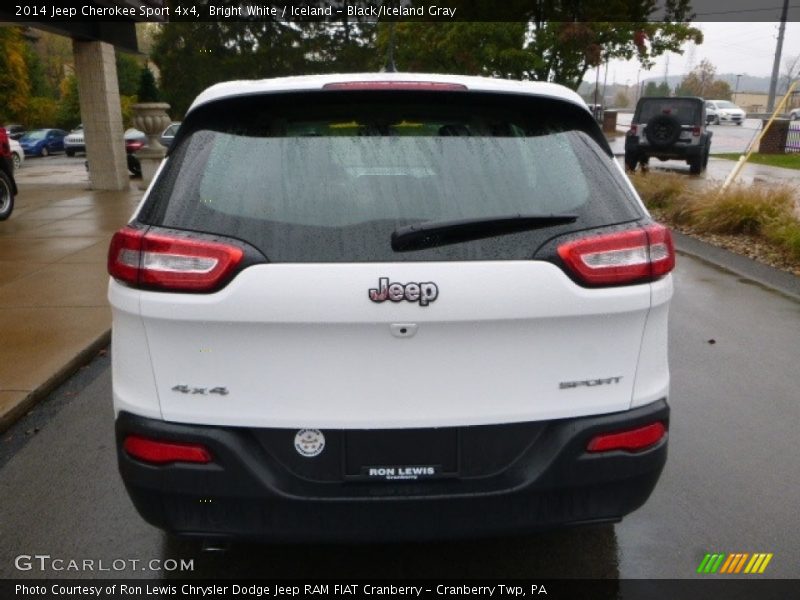 Bright White / Iceland - Black/Iceland Gray 2014 Jeep Cherokee Sport 4x4