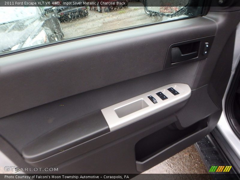 Ingot Silver Metallic / Charcoal Black 2011 Ford Escape XLT V6 4WD