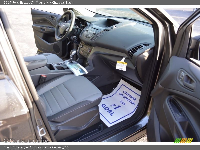 Magnetic / Charcoal Black 2017 Ford Escape S