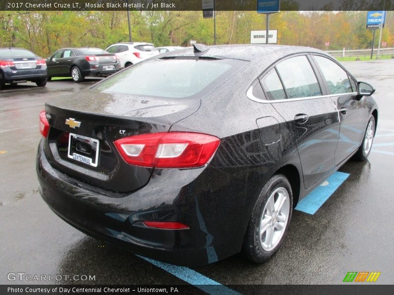 Mosaic Black Metallic / Jet Black 2017 Chevrolet Cruze LT