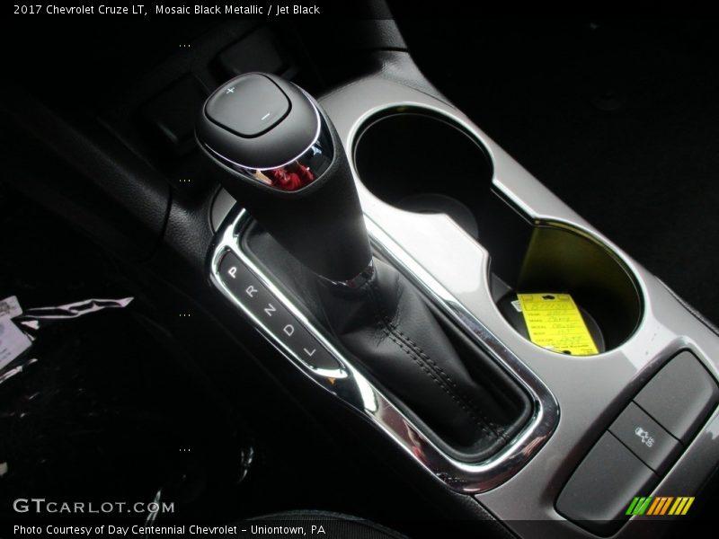 Mosaic Black Metallic / Jet Black 2017 Chevrolet Cruze LT