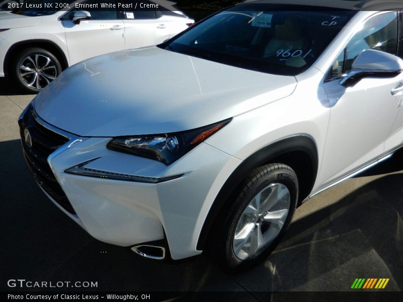 Front 3/4 View of 2017 NX 200t