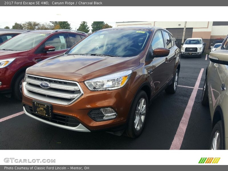 Canyon Ridge / Charcoal Black 2017 Ford Escape SE 4WD