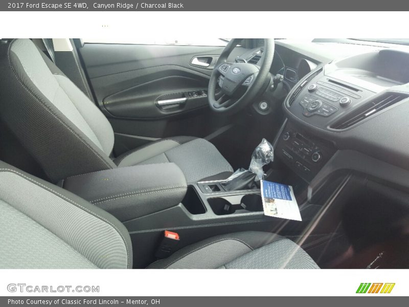 Canyon Ridge / Charcoal Black 2017 Ford Escape SE 4WD