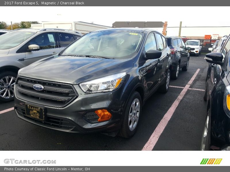 Magnetic / Charcoal Black 2017 Ford Escape S