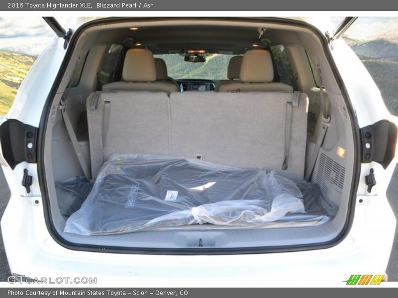 Blizzard Pearl / Ash 2016 Toyota Highlander XLE