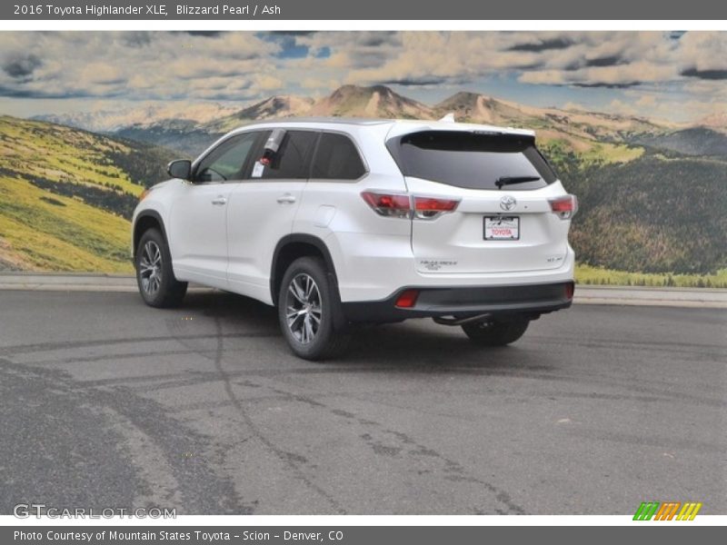 Blizzard Pearl / Ash 2016 Toyota Highlander XLE