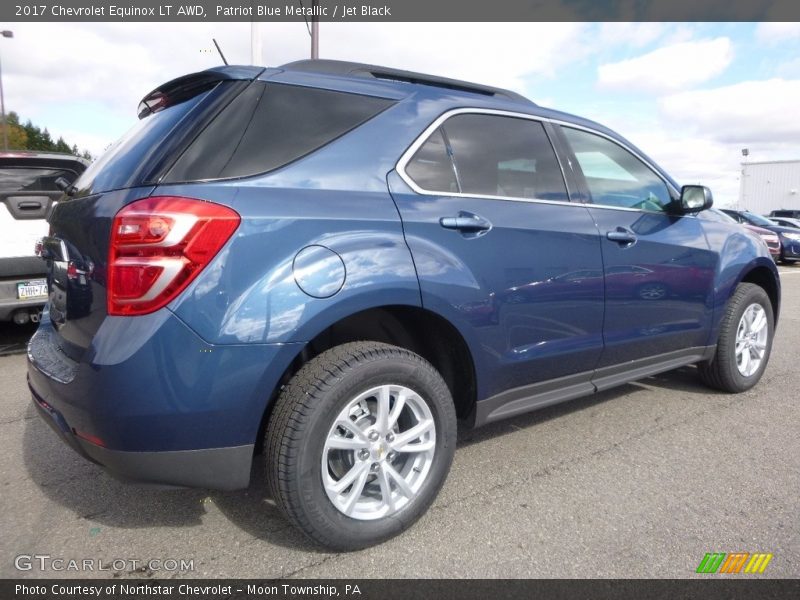 Patriot Blue Metallic / Jet Black 2017 Chevrolet Equinox LT AWD