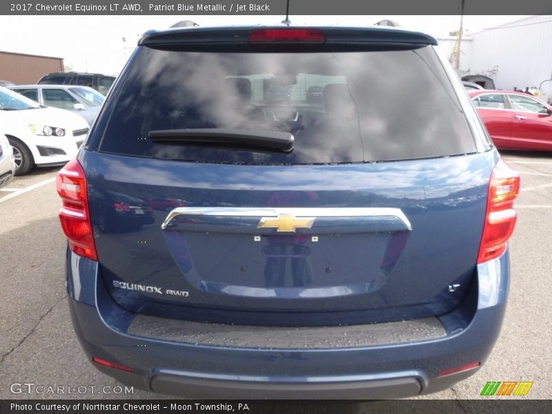 Patriot Blue Metallic / Jet Black 2017 Chevrolet Equinox LT AWD