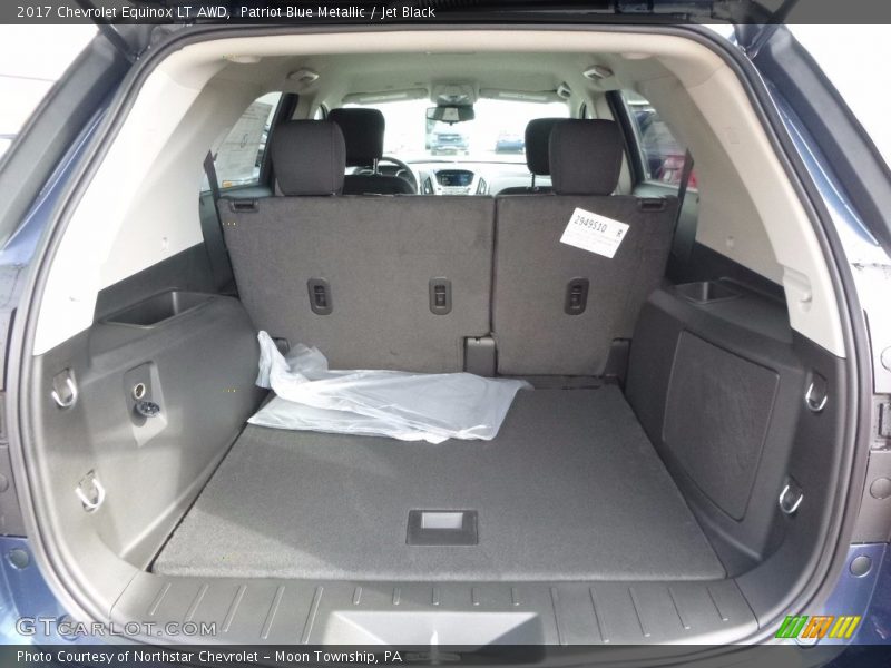 Patriot Blue Metallic / Jet Black 2017 Chevrolet Equinox LT AWD