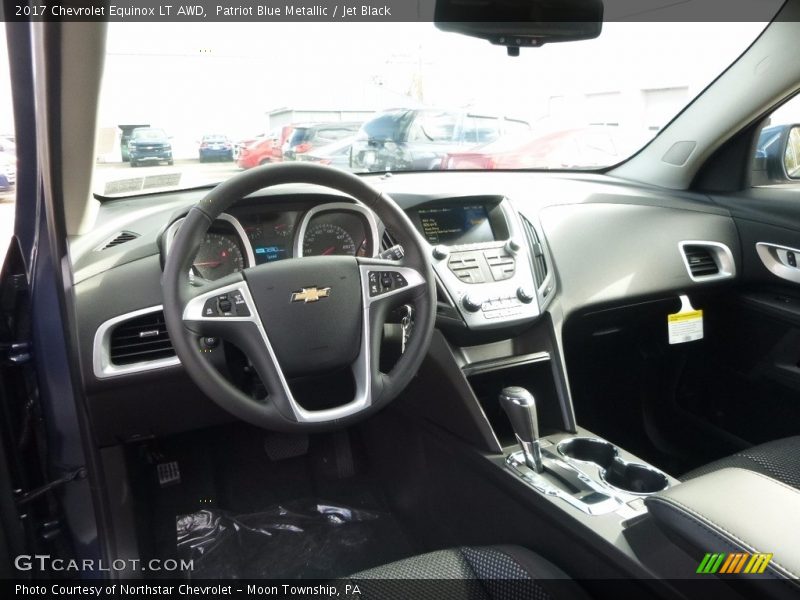 Patriot Blue Metallic / Jet Black 2017 Chevrolet Equinox LT AWD