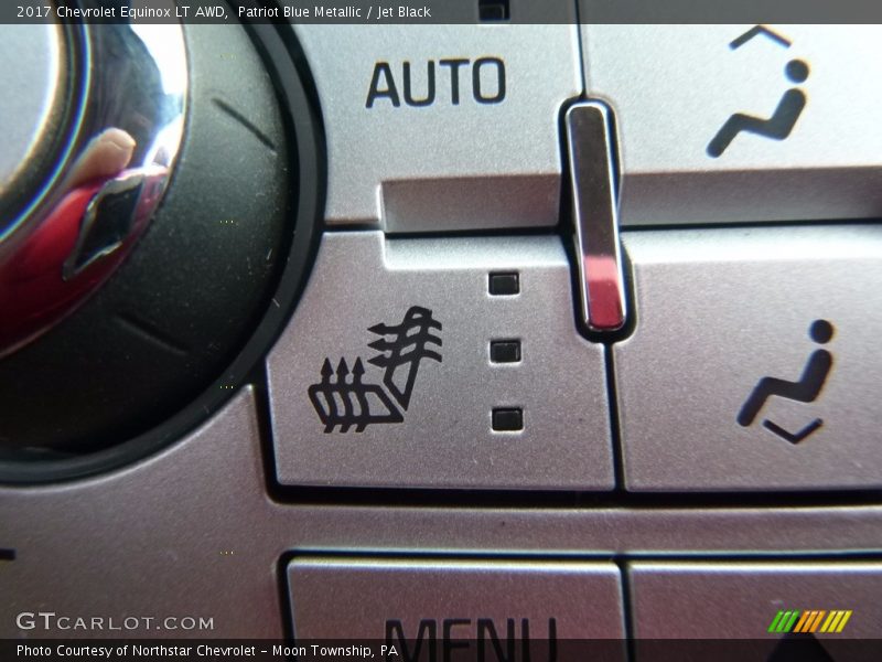 Patriot Blue Metallic / Jet Black 2017 Chevrolet Equinox LT AWD