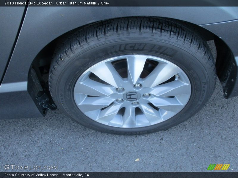 Urban Titanium Metallic / Gray 2010 Honda Civic EX Sedan