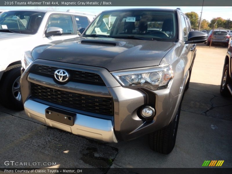 Magnetic Gray Metallic / Black 2016 Toyota 4Runner Trail 4x4