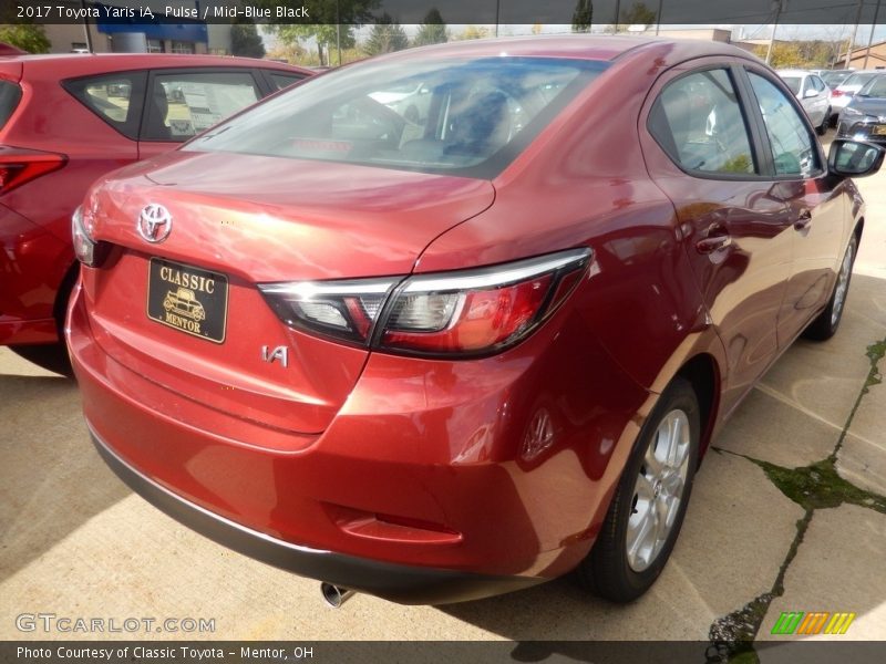 Pulse / Mid-Blue Black 2017 Toyota Yaris iA