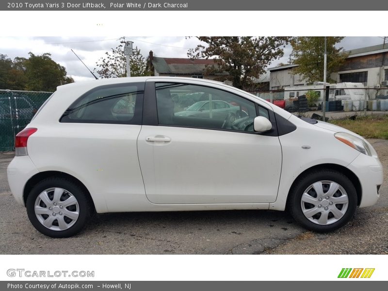Polar White / Dark Charcoal 2010 Toyota Yaris 3 Door Liftback