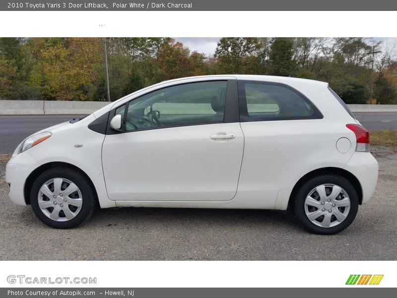 Polar White / Dark Charcoal 2010 Toyota Yaris 3 Door Liftback