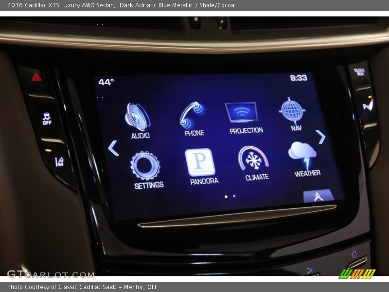 Controls of 2016 XTS Luxury AWD Sedan