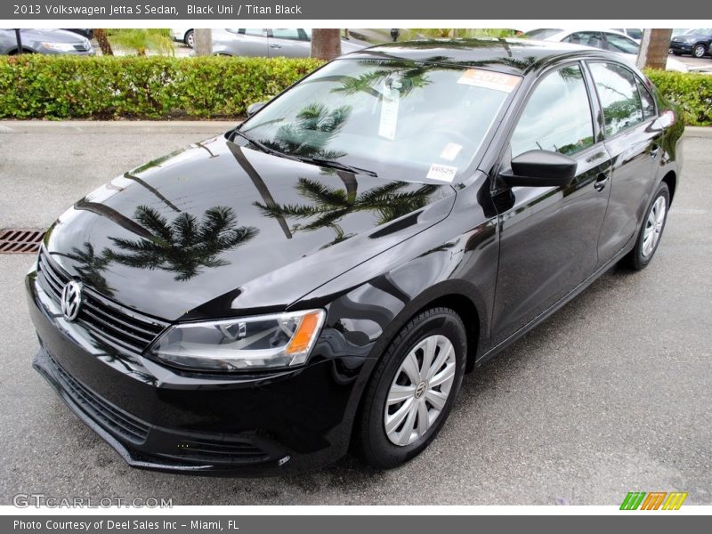 Black Uni / Titan Black 2013 Volkswagen Jetta S Sedan